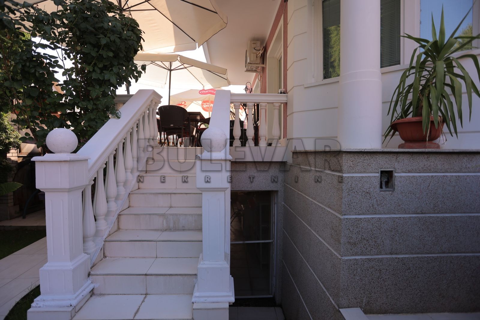 četvorosobna kuća, 332 m2, Durlan, Despota Djurdja ID: p-06868 11