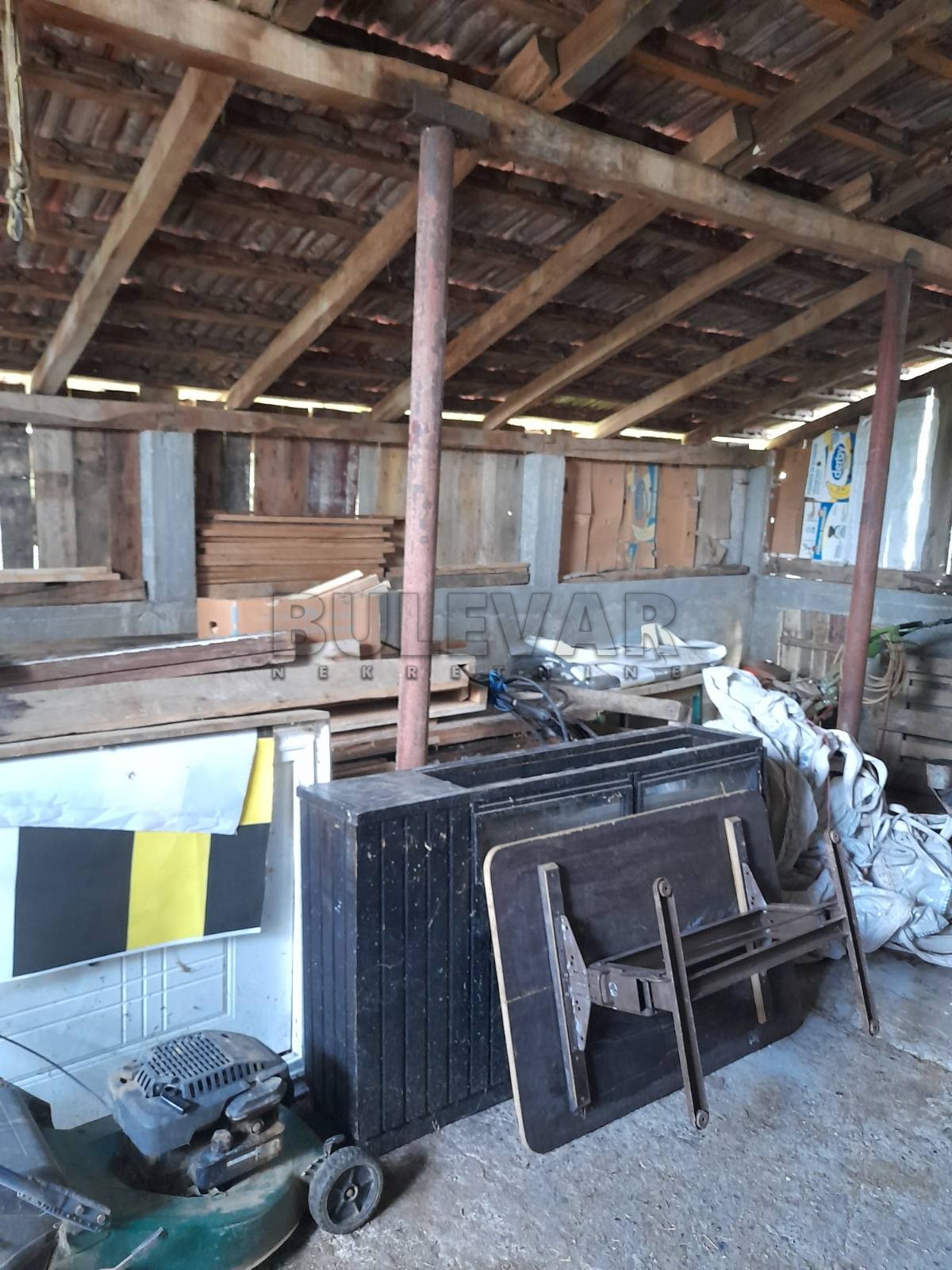 četvorosobna kuća, 350 m2, Knić, Knić ID: p-06454 15