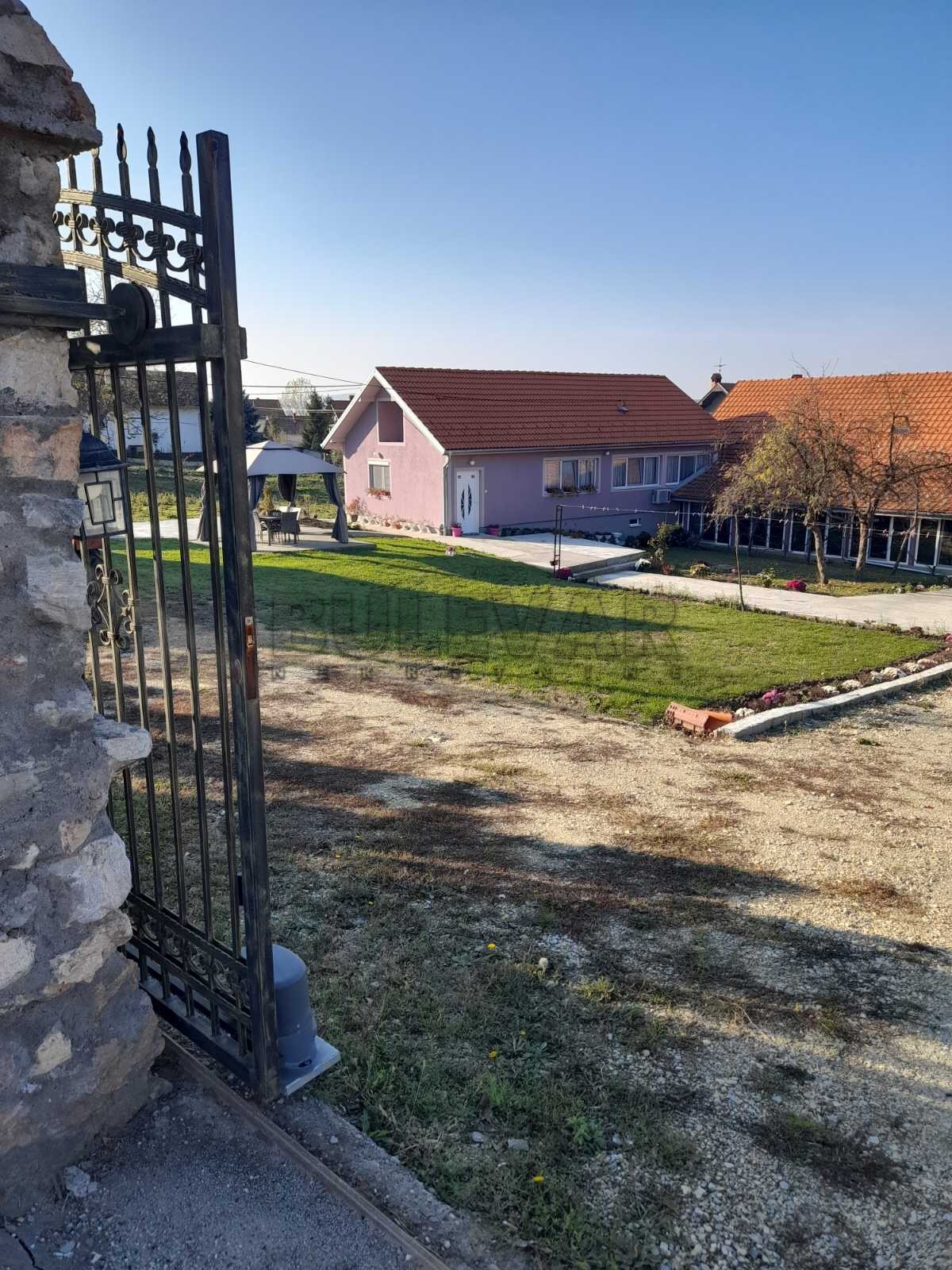 četvorosobna kuća, 350 m2, Maršić, 19. oktobra ID: p-04544 6