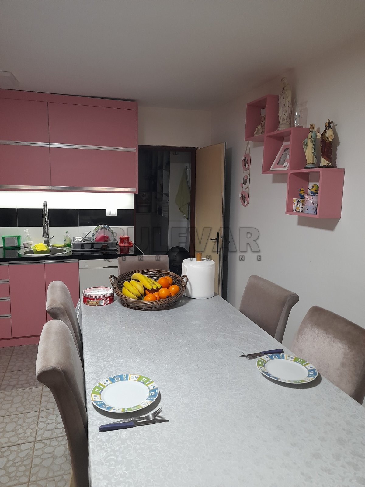 četvorosobna kuća, 350 m2, Maršić, 19. oktobra ID: p-04544 18