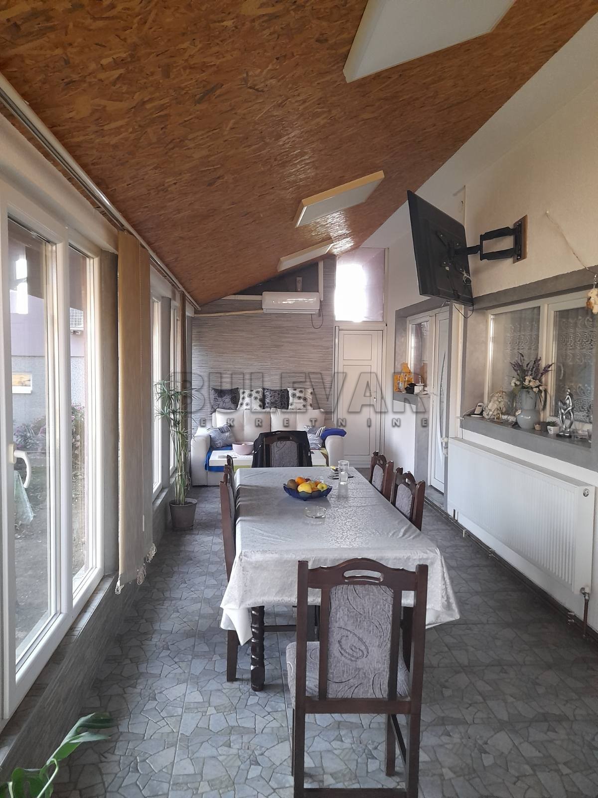 četvorosobna kuća, 350 m2, Maršić, 19. oktobra ID: p-04544 14