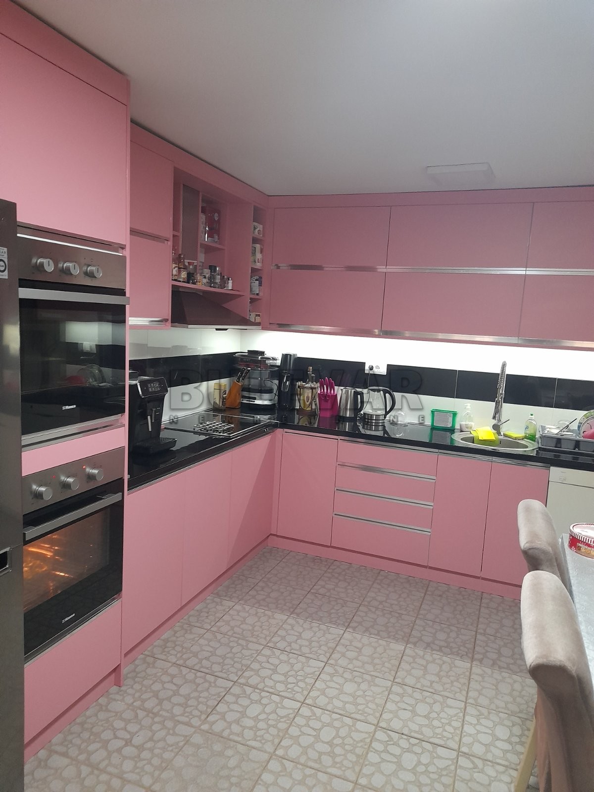 četvorosobna kuća, 350 m2, Maršić, 19. oktobra ID: p-04544 17