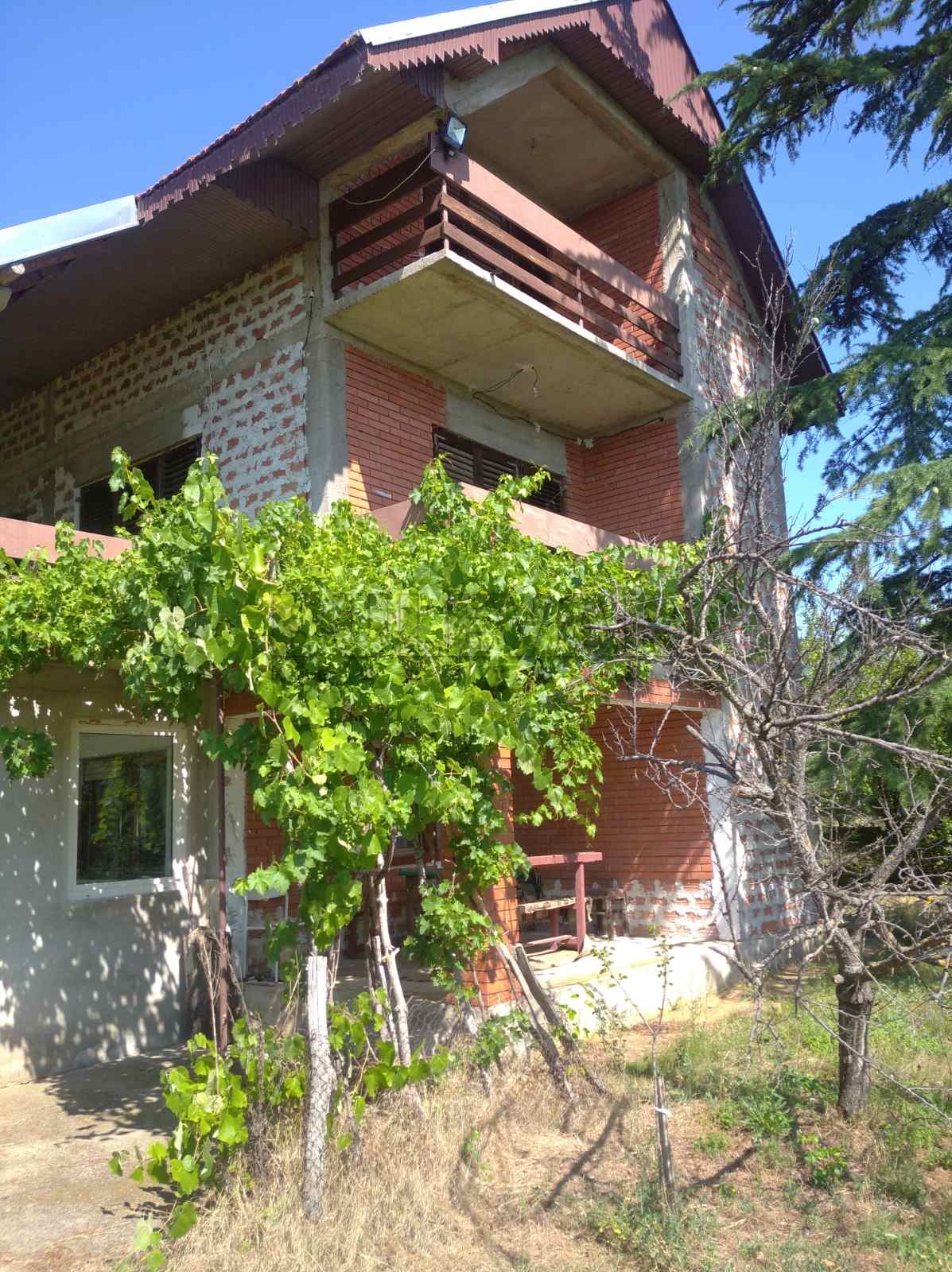 četvorosobna kuća, 360 m2, Jovanovac, Jovanovac ID: p-06055 1