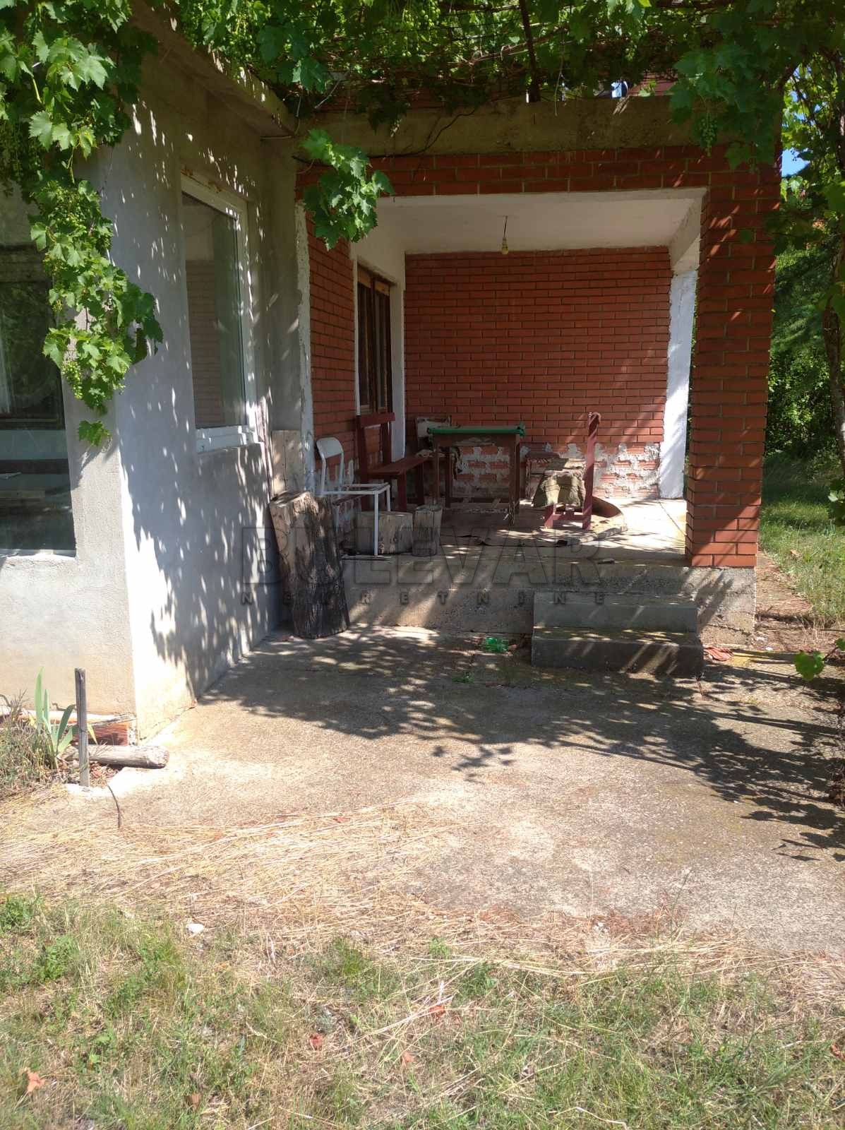 četvorosobna kuća, 360 m2, Jovanovac, Jovanovac ID: p-06055 2