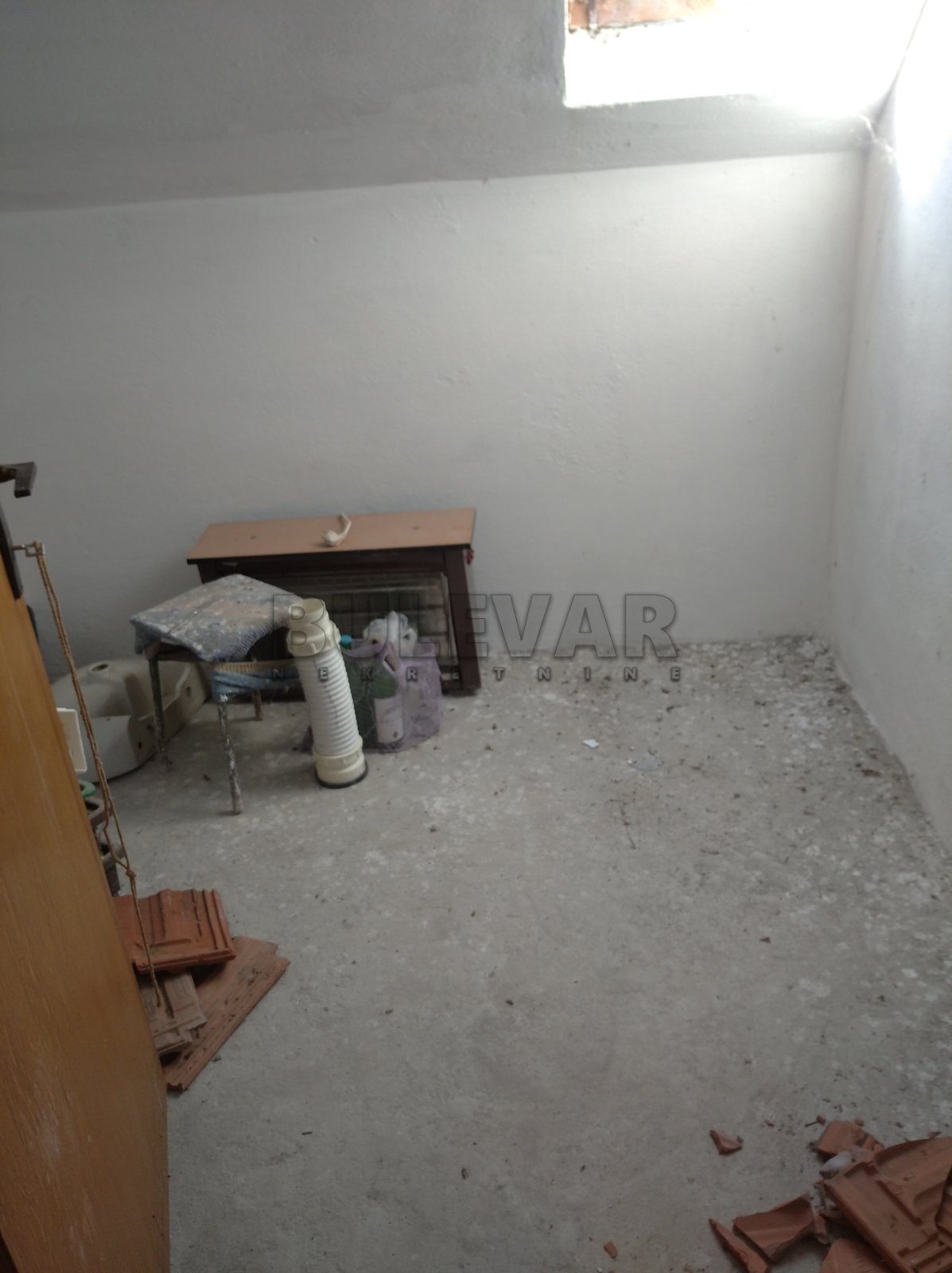 četvorosobna kuća, 360 m2, Jovanovac, Jovanovac ID: p-06055 23