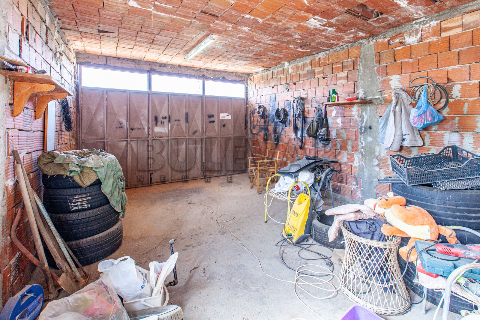 četvorosobna kuća, 375 m2, Medoševac, Medoševac ID: p-03172 23