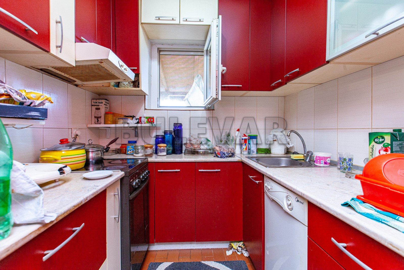 četvorosobna kuća, 375 m2, Medoševac, Medoševac ID: p-03172 13