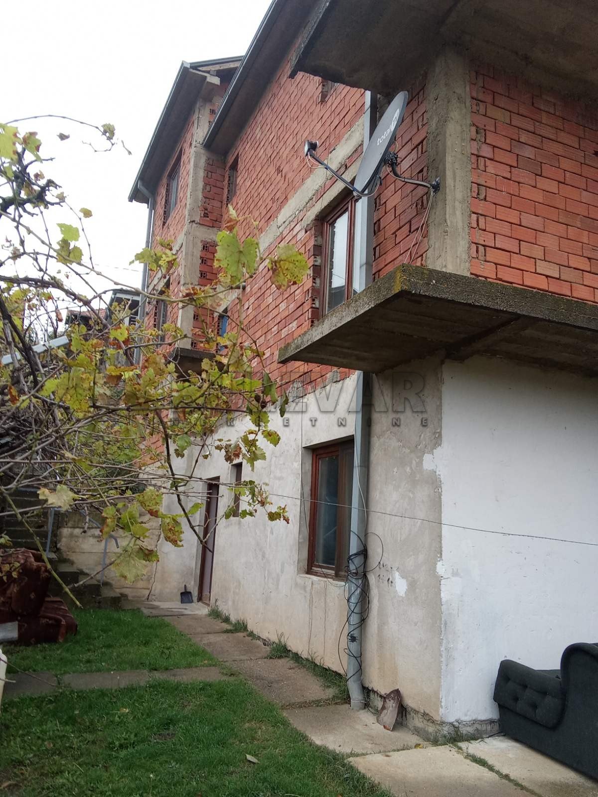 četvorosobna kuća, 380 m2, Devet Jugovića ID: p-011285 2