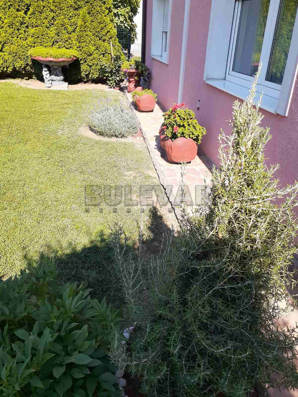 četvorosobna kuća, 400 m2, Kragujevac, Vladimira Rolovića ID: p-06271 10