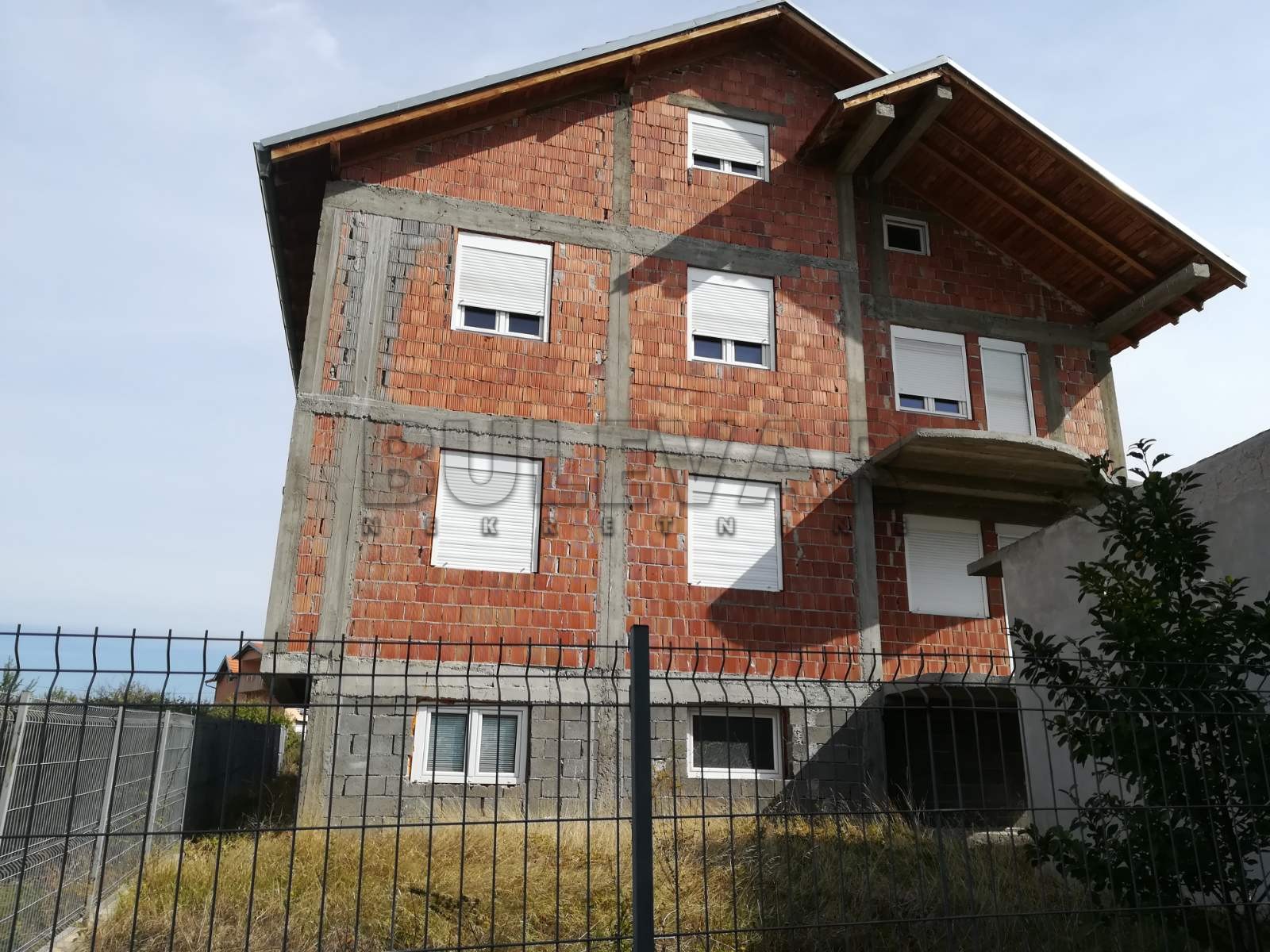 četvorosobna kuća, 403 m2, Kamenica, Pribojska ID: p-04454 3