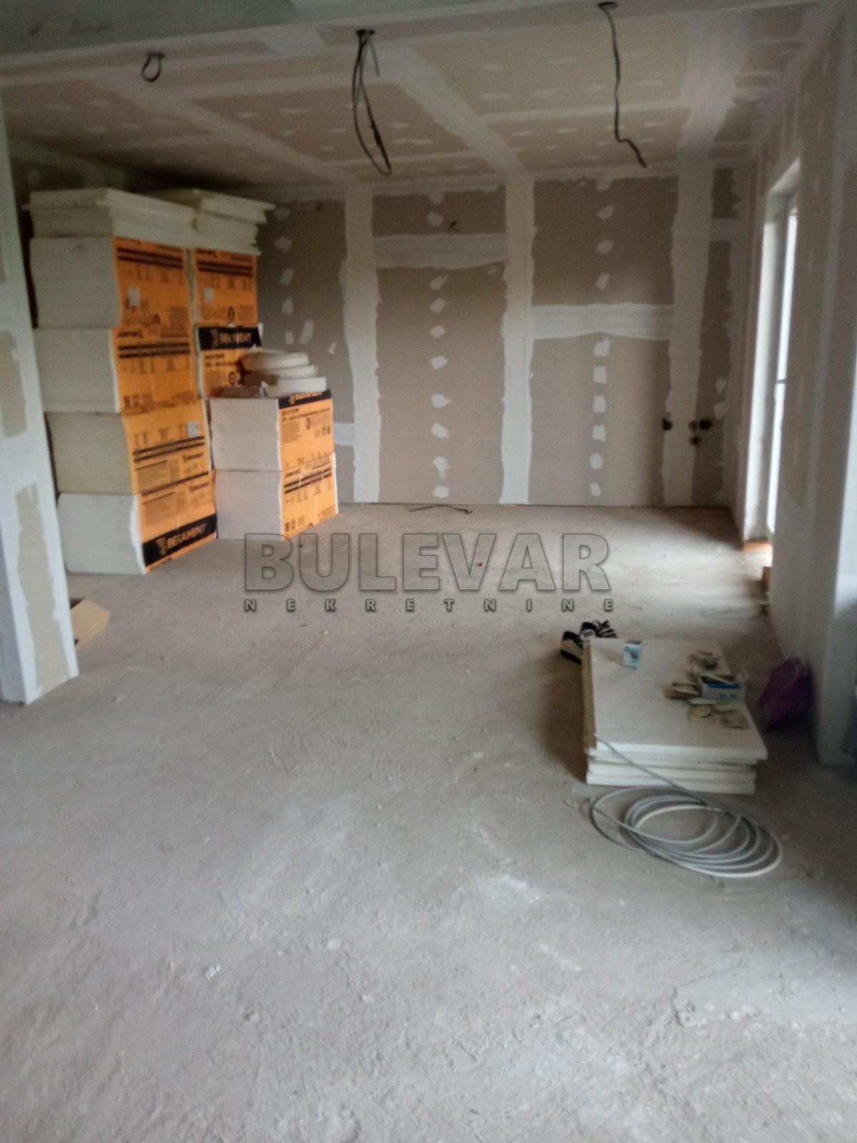 četvorosobna kuća, 405 m2, Erdeč, Mileve Šarić ID: p-08728 2