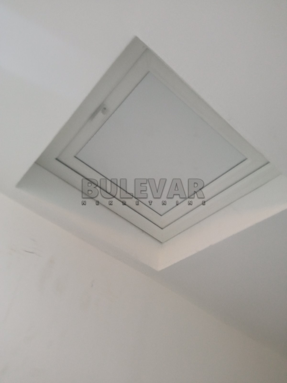 četvorosobna kuća, 405 m2, Erdeč, Mileve Šarić ID: p-08728 11