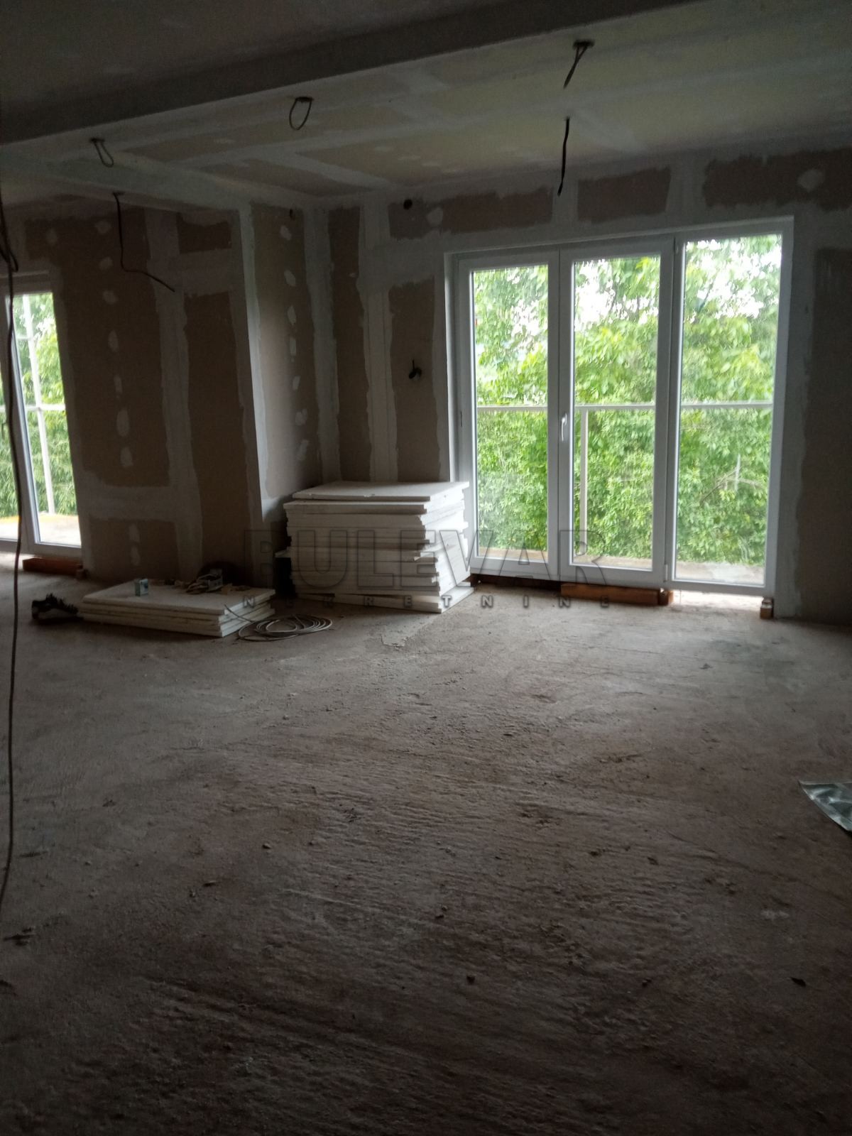 četvorosobna kuća, 405 m2, Erdeč, Mileve Šarić ID: p-08728 14