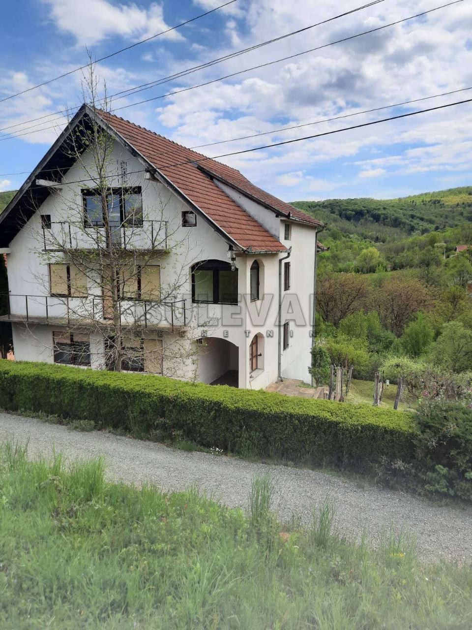 četvorosobna kuća, 432 m2, Bulevar srpskih ratnika ID: p-05656 2