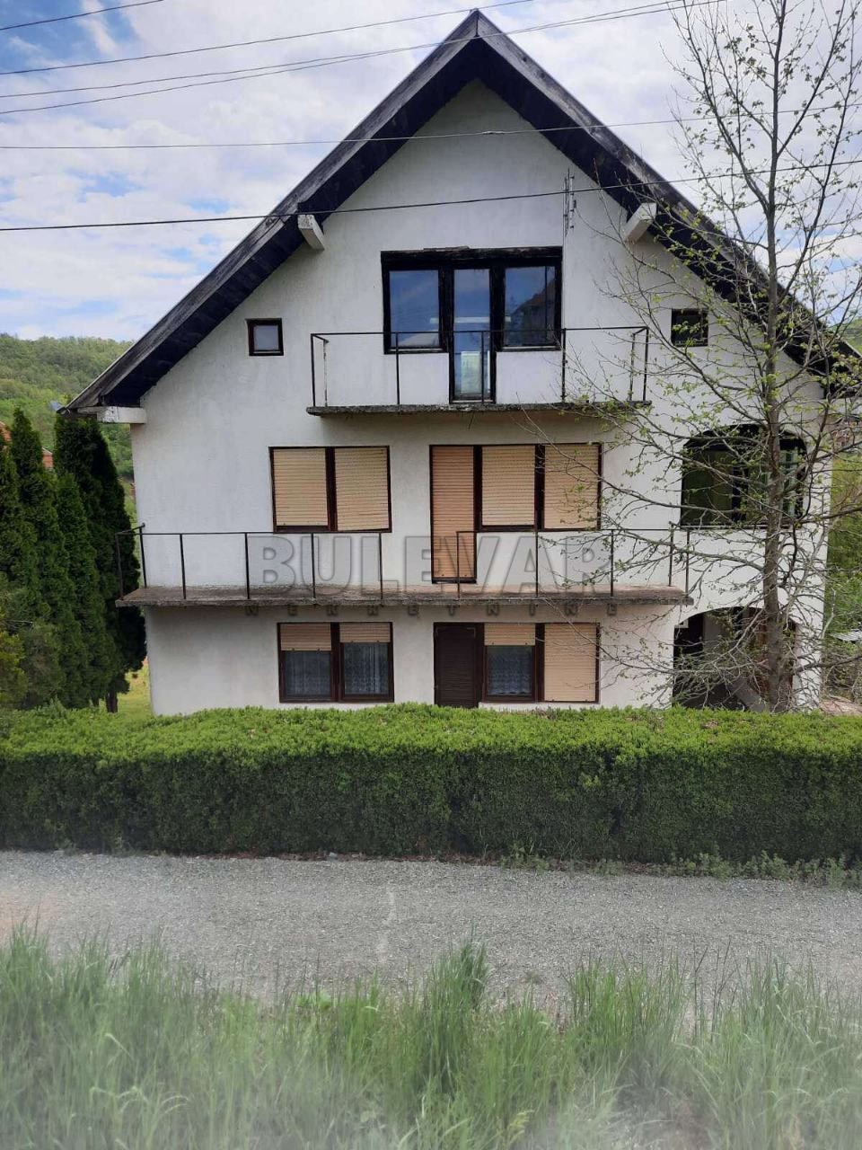 četvorosobna kuća, 432 m2, Bulevar srpskih ratnika ID: p-05656 3