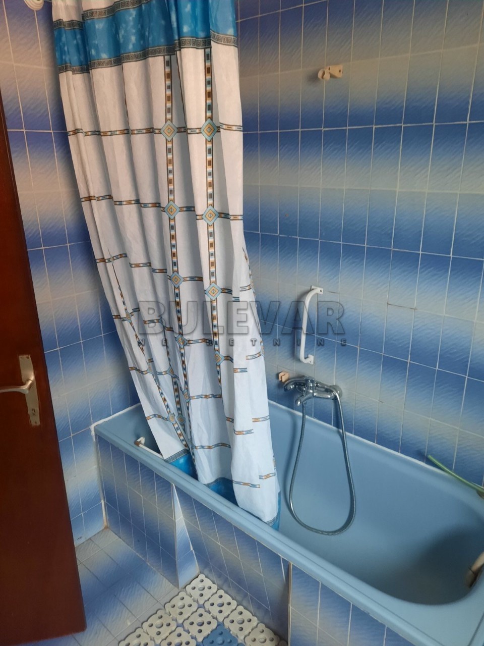 četvorosobna kuća, 432 m2, Bulevar srpskih ratnika ID: p-05656 15