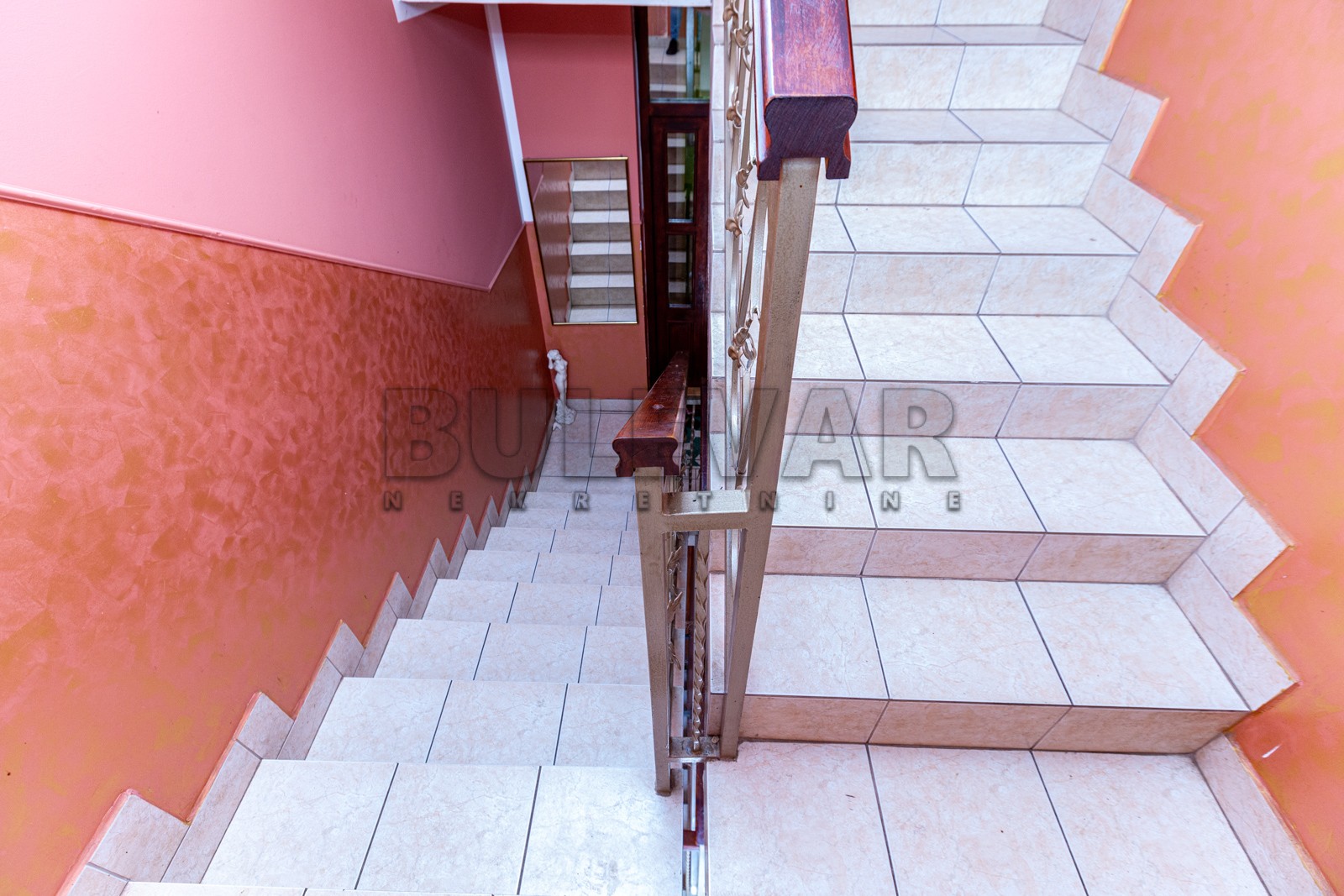 četvorosobna kuća, 448 m2, Pantelej, Kruševska ID: p-06119 11