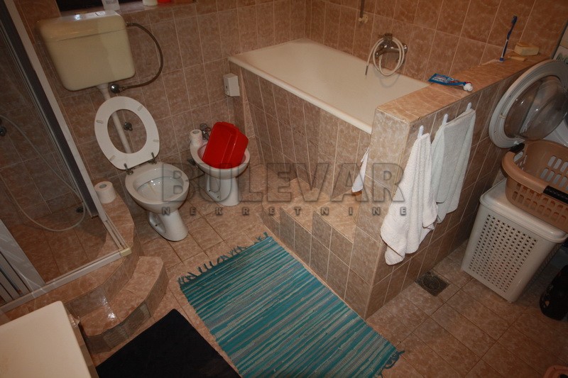 četvorosobna kuća, 456 m2, Durlan, Donjovrežinska ID: p-01617 15