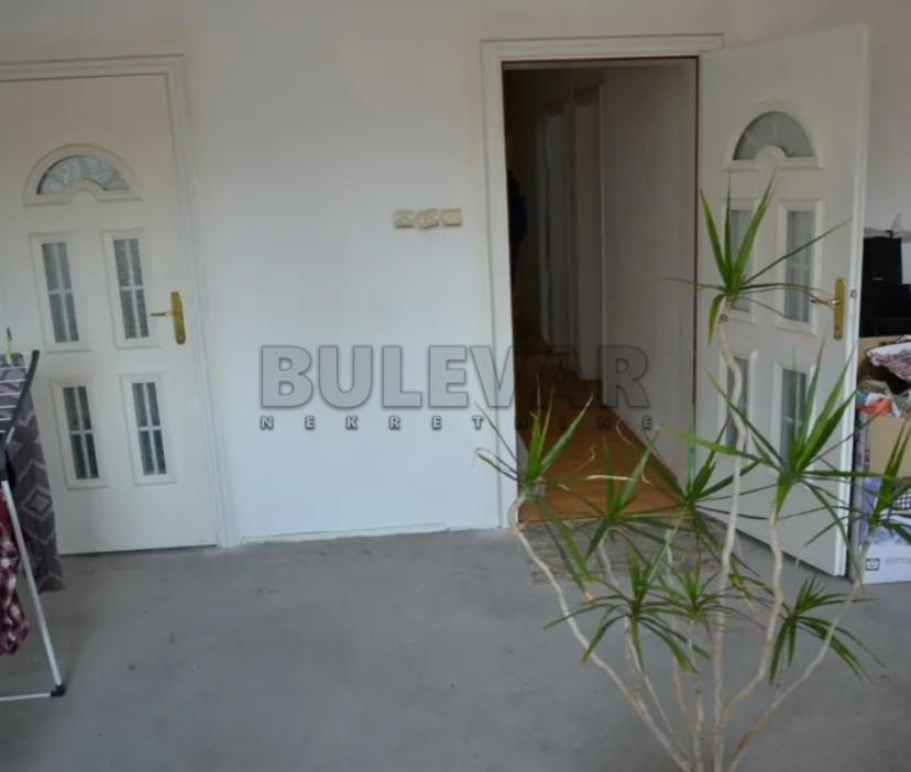 četvorosobna kuća, 519 m2, Kragujevac, Cara Konstantina ID: p-09113 2