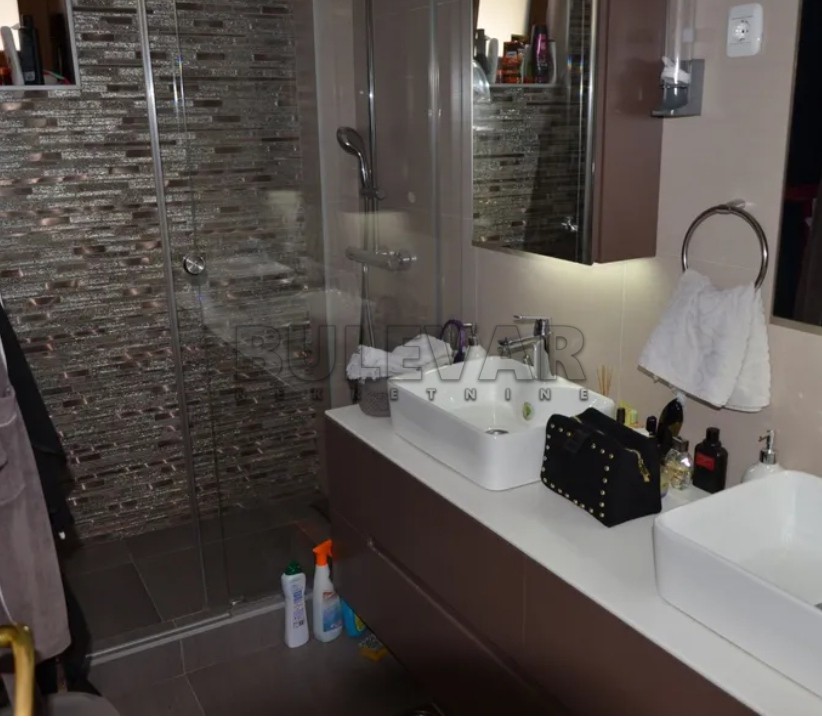 četvorosobna kuća, 519 m2, Kragujevac, Cara Konstantina ID: p-09113 19