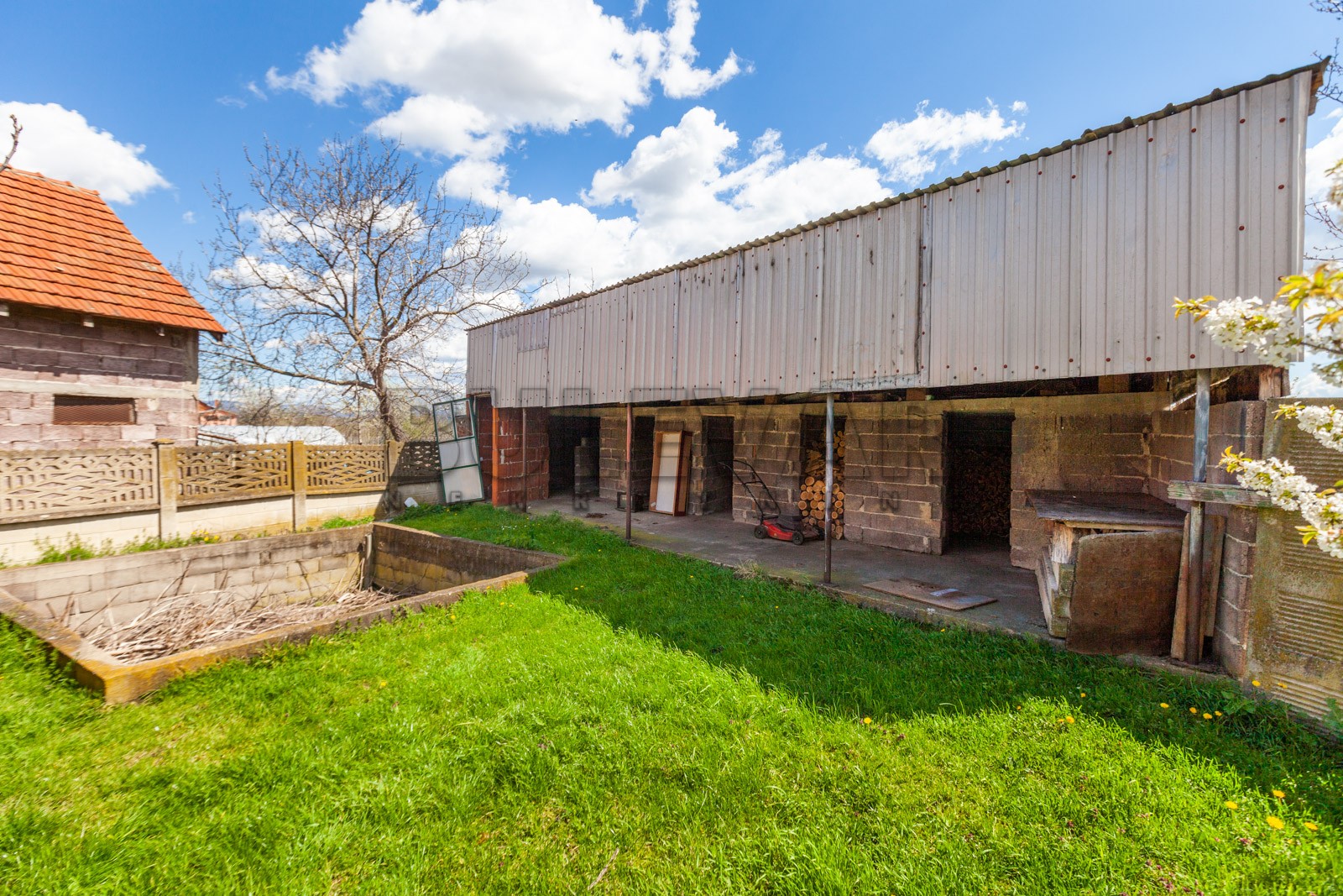 četvorosobna kuća, 525 m2, Tešica, Tešica ID: p-08525 28