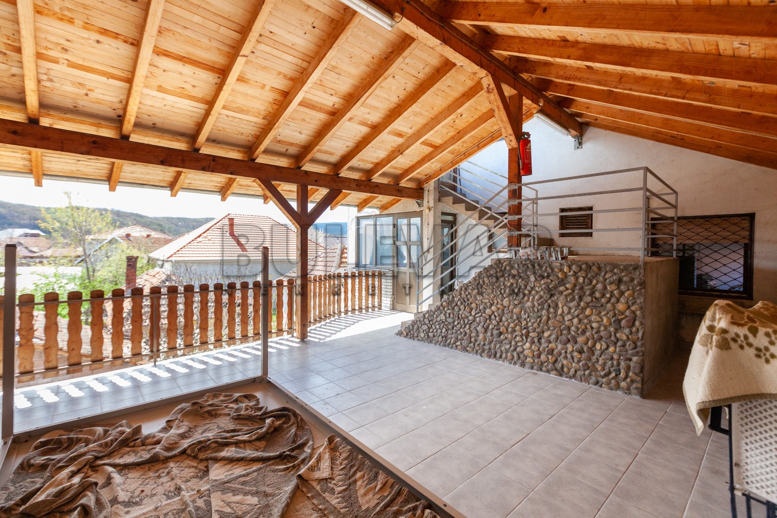 četvorosobna kuća, 525 m2, Tešica, Tešica ID: p-08525 11