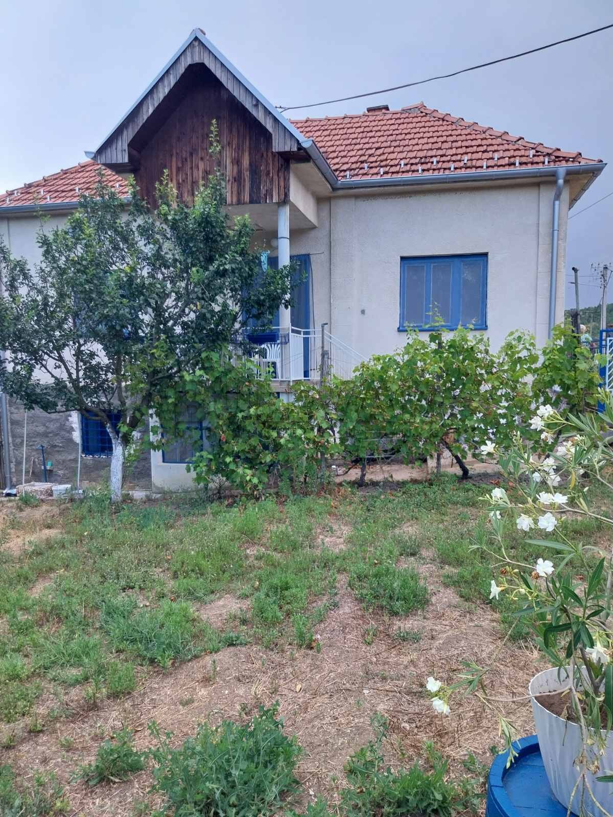 četvorosobna kuća, 53 m2, Niška ID: p-09313 1