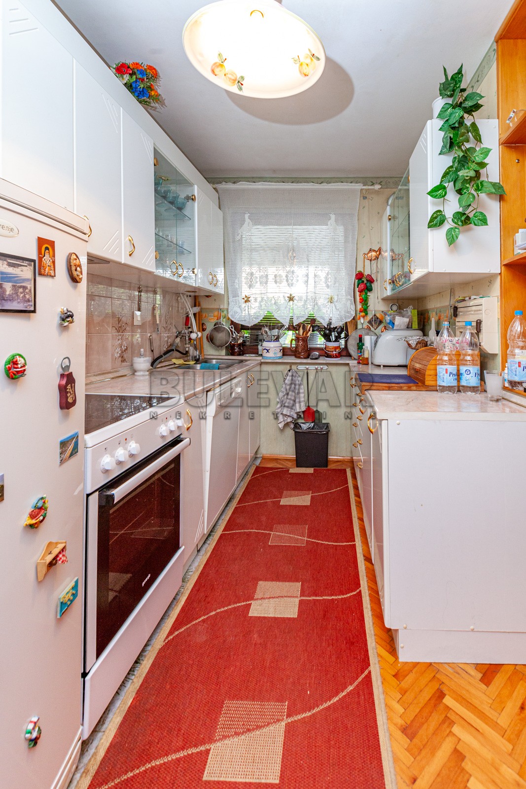 četvorosobna kuća, 560 m2, Pantelej, Krfska ID: p-04579 11