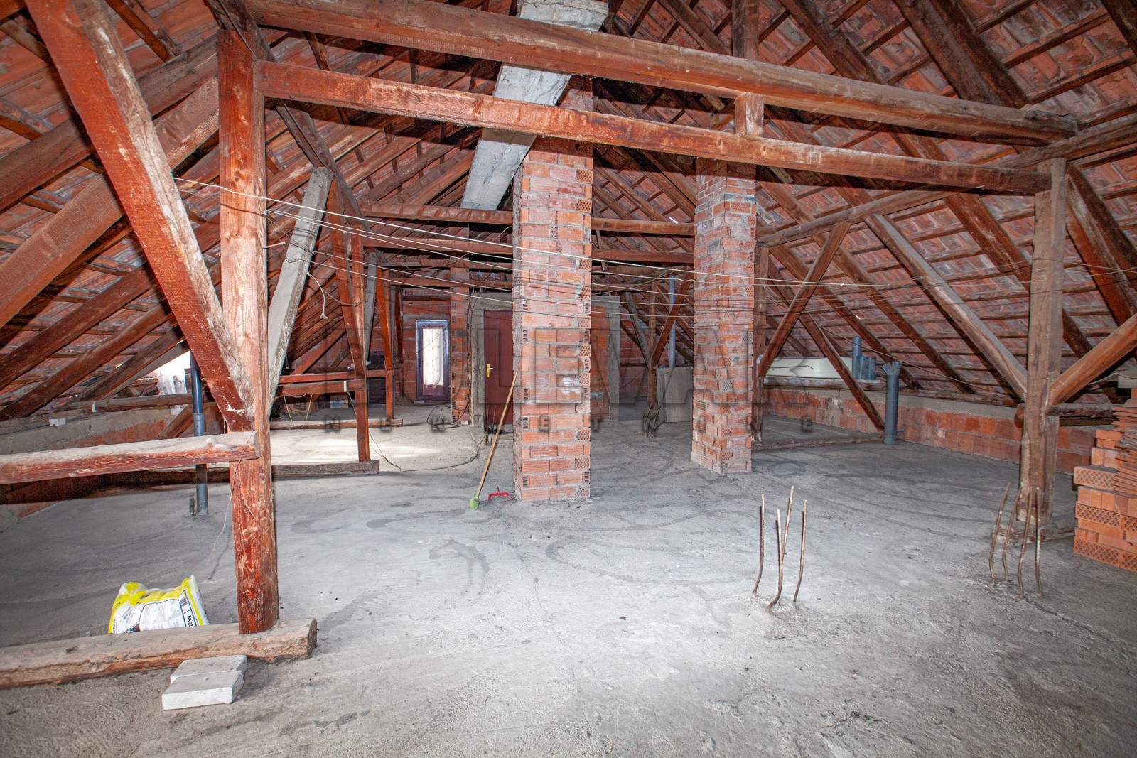 četvorosobna kuća, 560 m2, Pantelej, Krfska ID: p-04579 30