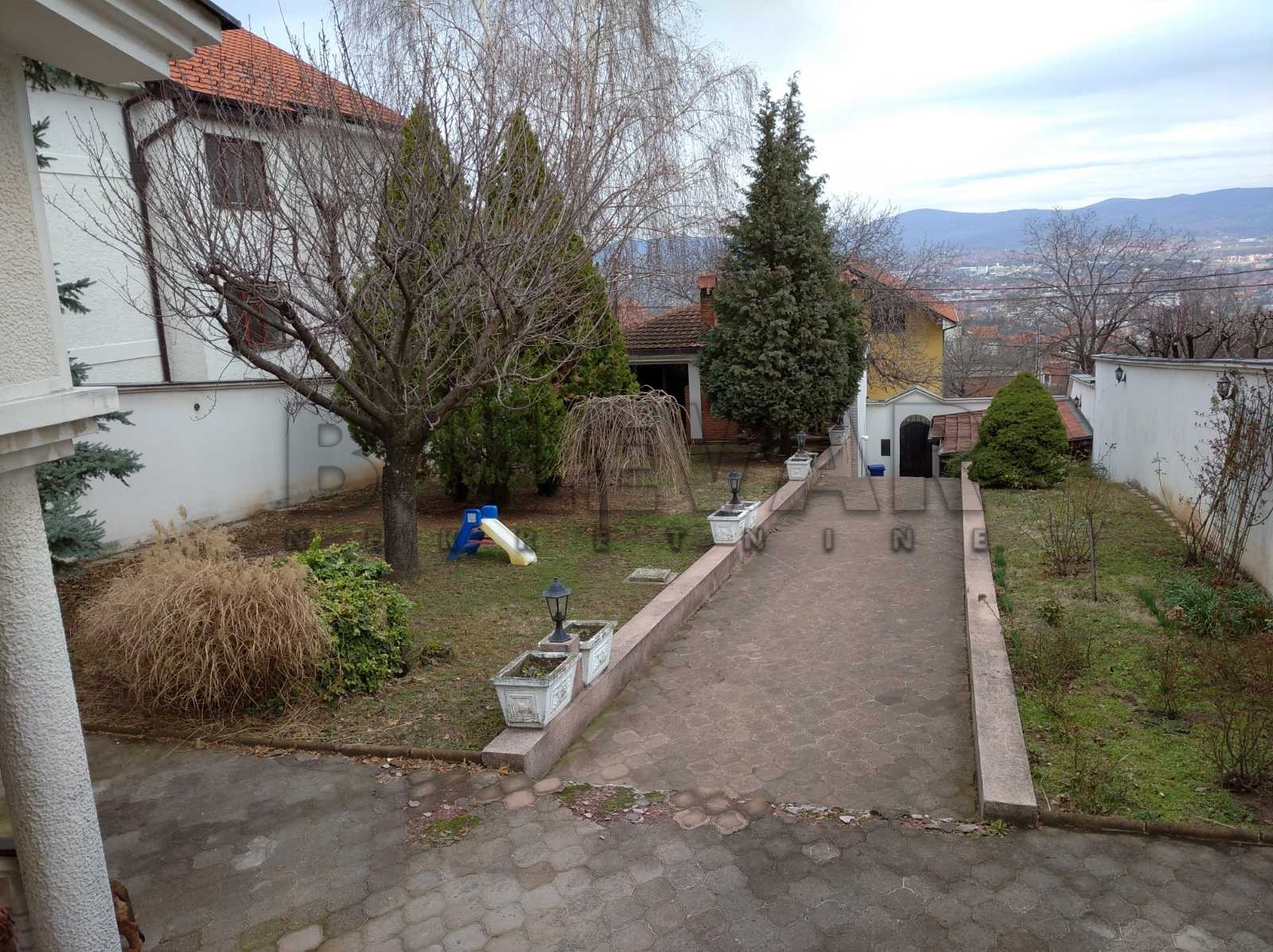 četvorosobna kuća, 561 m2, Palilula, Bubanjska ID: p-01086 48
