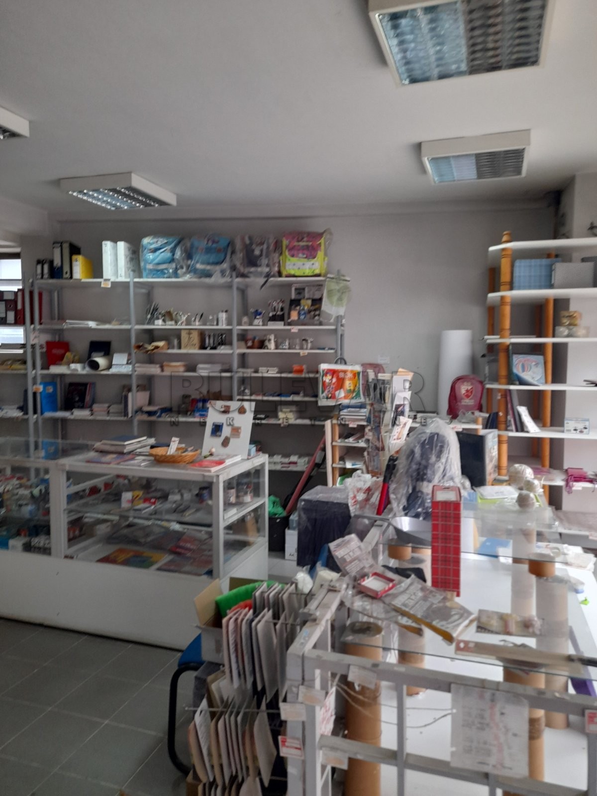 četvorosobna kuća, 570 m2, Centar, Cara Lazara ID: i-07197 9