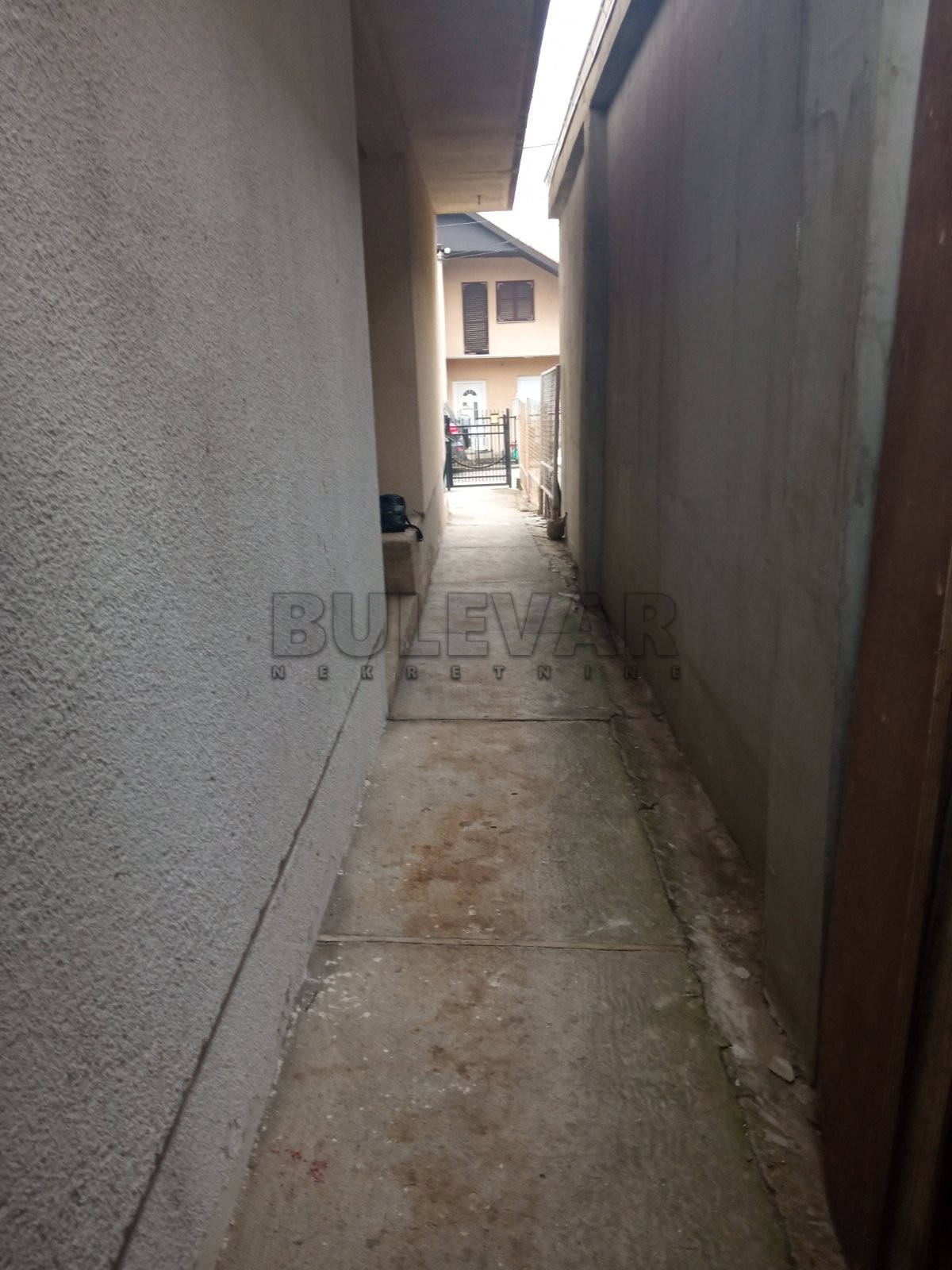 četvorosobna kuća, 60 m2, Bresnica, Crnogorska ID: p-07727 17