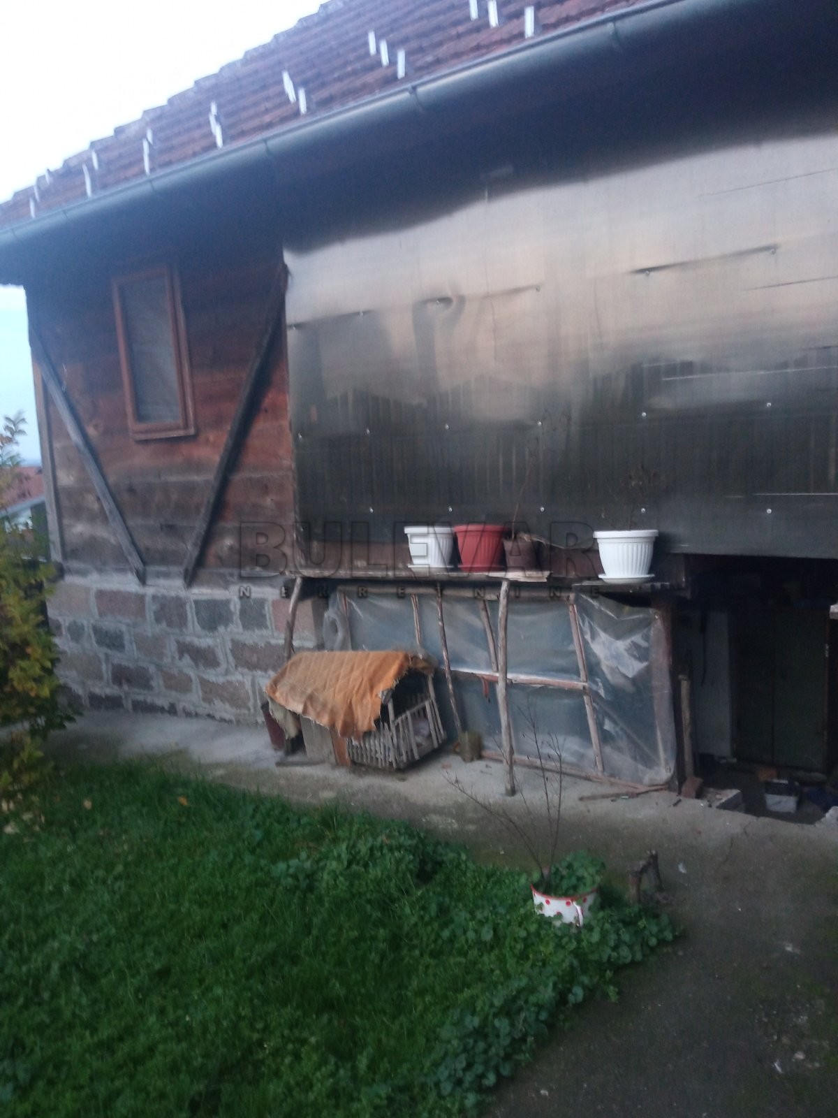 četvorosobna kuća, 65 m2, Knić, Knić ID: p-07369 7