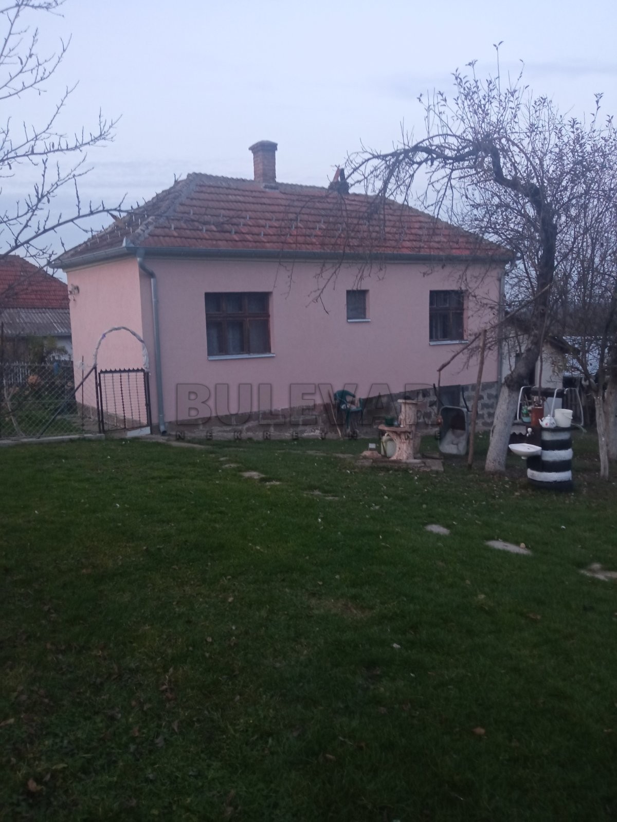 četvorosobna kuća, 65 m2, Knić, Knić ID: p-07369 9