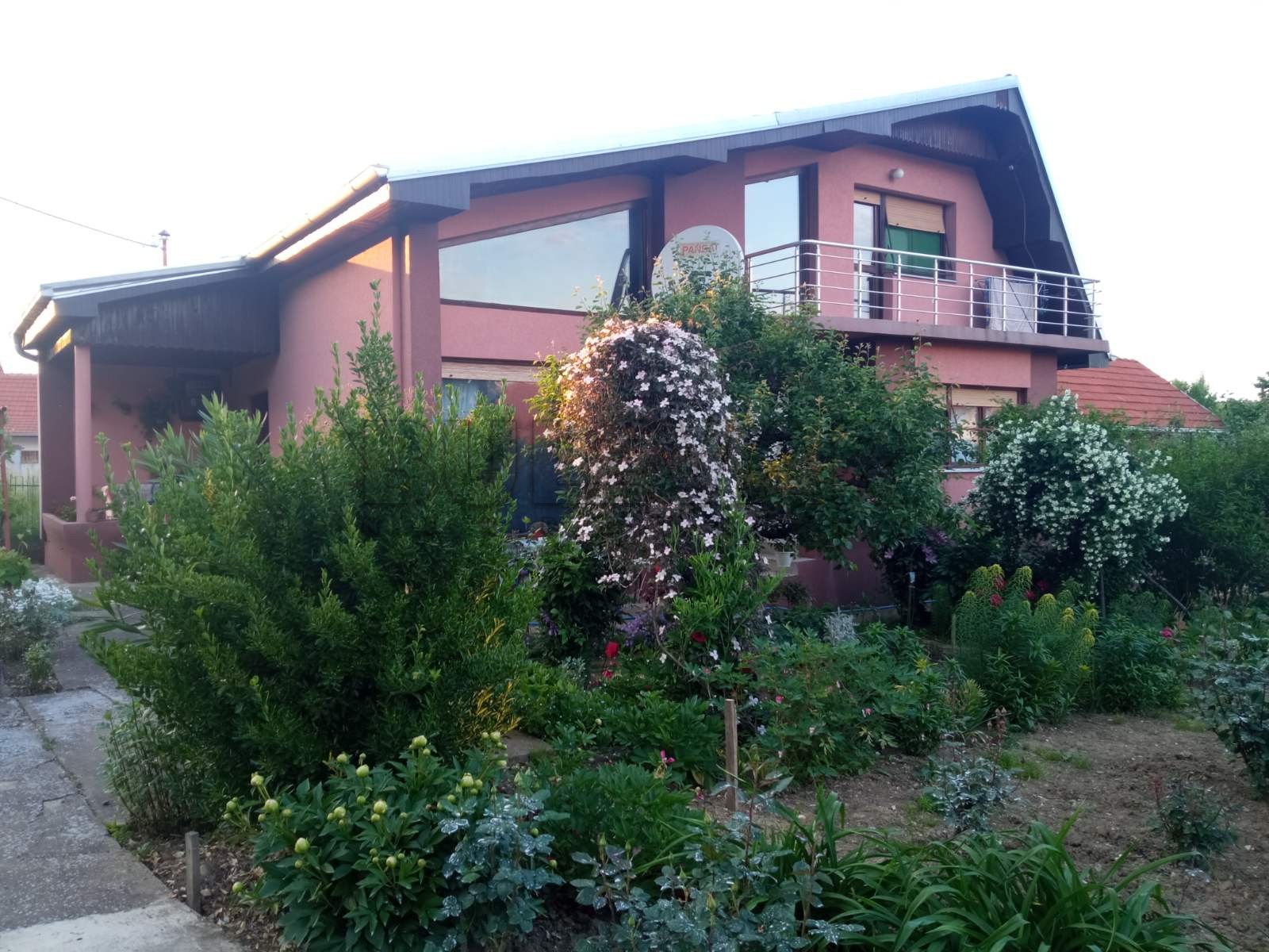 četvorosobna kuća, 680 m2, Donja Trnava, Donja Trnava ID: p-08721 1