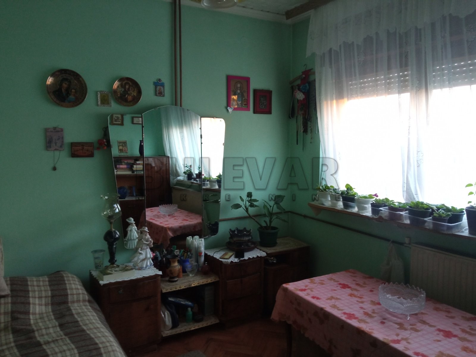 četvorosobna kuća, 680 m2, Donja Trnava, Donja Trnava ID: p-08721 12