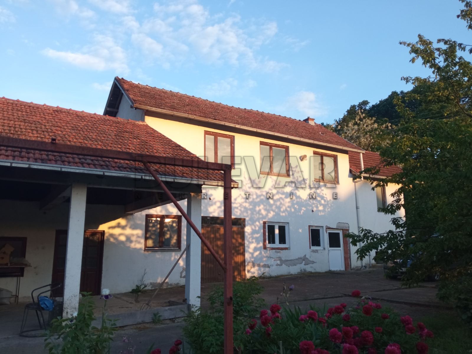 četvorosobna kuća, 680 m2, Donja Trnava, Donja Trnava ID: p-08721 8
