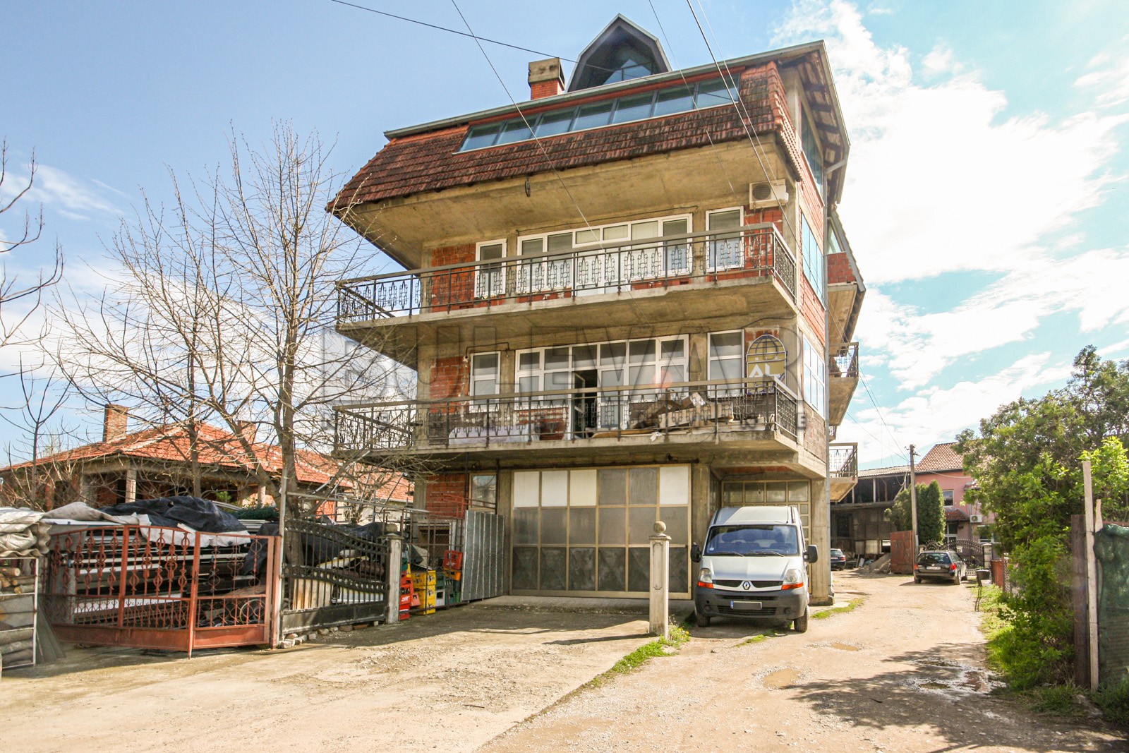 četvorosobna kuća, 700 m2, Donja Vrežina, Ratka Pavlovića ID: p-03096 1