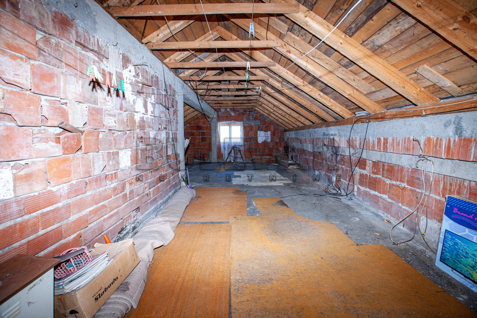 četvorosobna kuća, 84 m2, Trošarina, Višegradska ID: p-04188 22