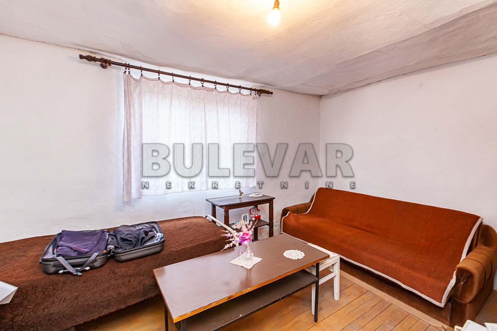 četvorosobna kuća, 96 m2, Ženeva (Devizno naselje), Carigradska ID: p-010016 7