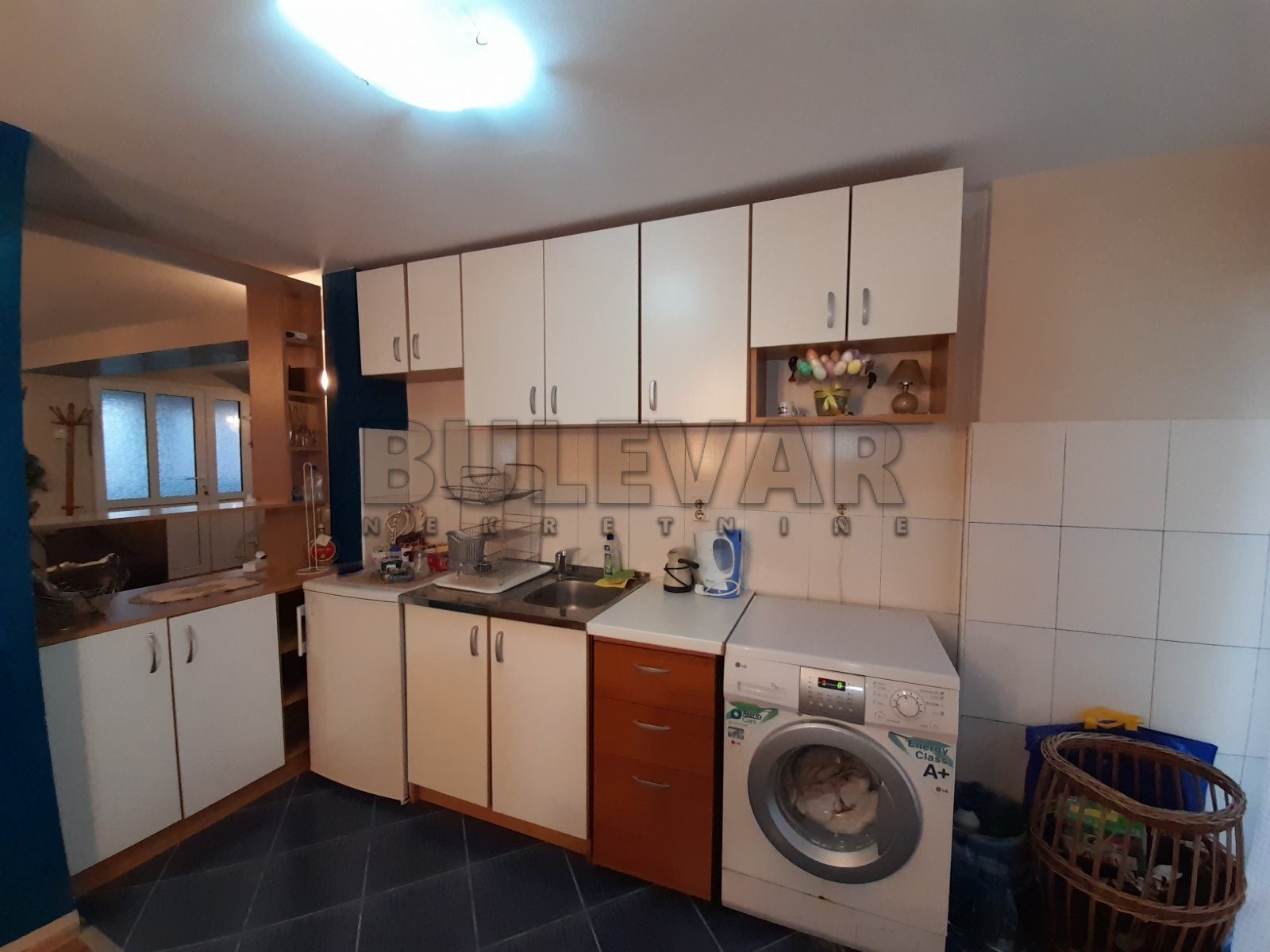 Dvosoban stan, 100 m2, Donja Vrežina, Skopska ID: i-010912 9