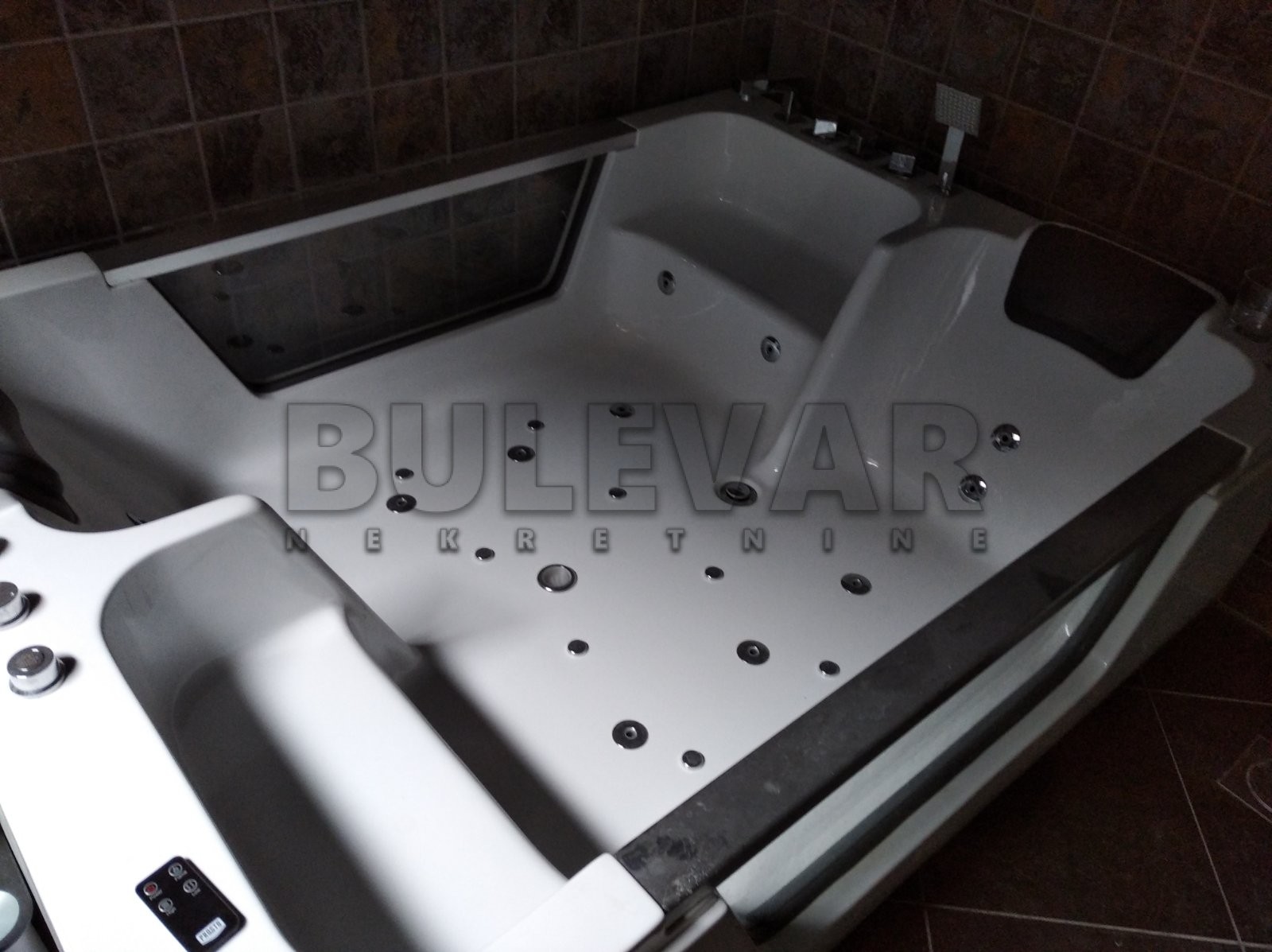 Dvosoban stan, 134 m2, Jagodin Mala, Knjaževačka ID: p-01044 24