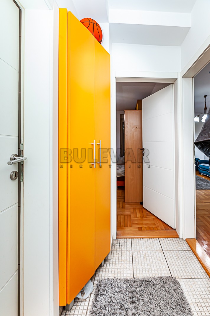 Dvosoban stan, 50 m2, Centar, Vožda Karađorđa ID: i-010336 12