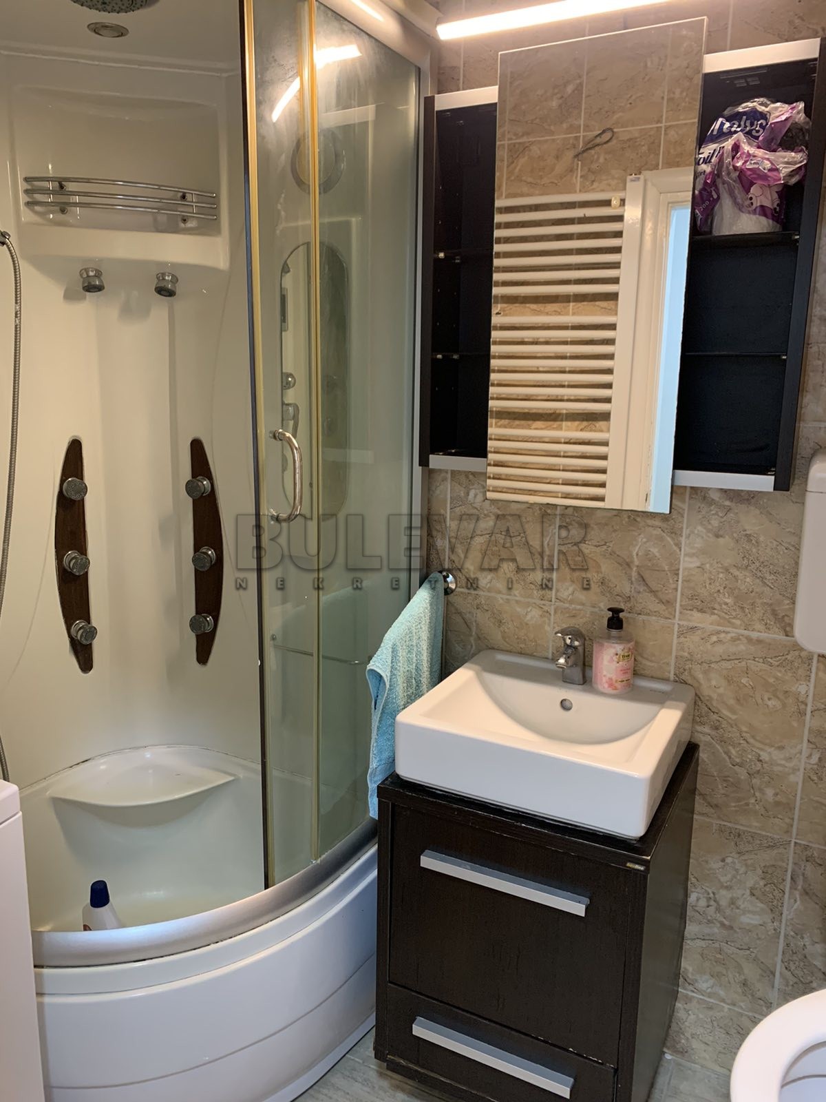 Dvosoban stan, 56 m2, Medicinski fakultet, Dragiše Cvetkovića ID: i-010992 8