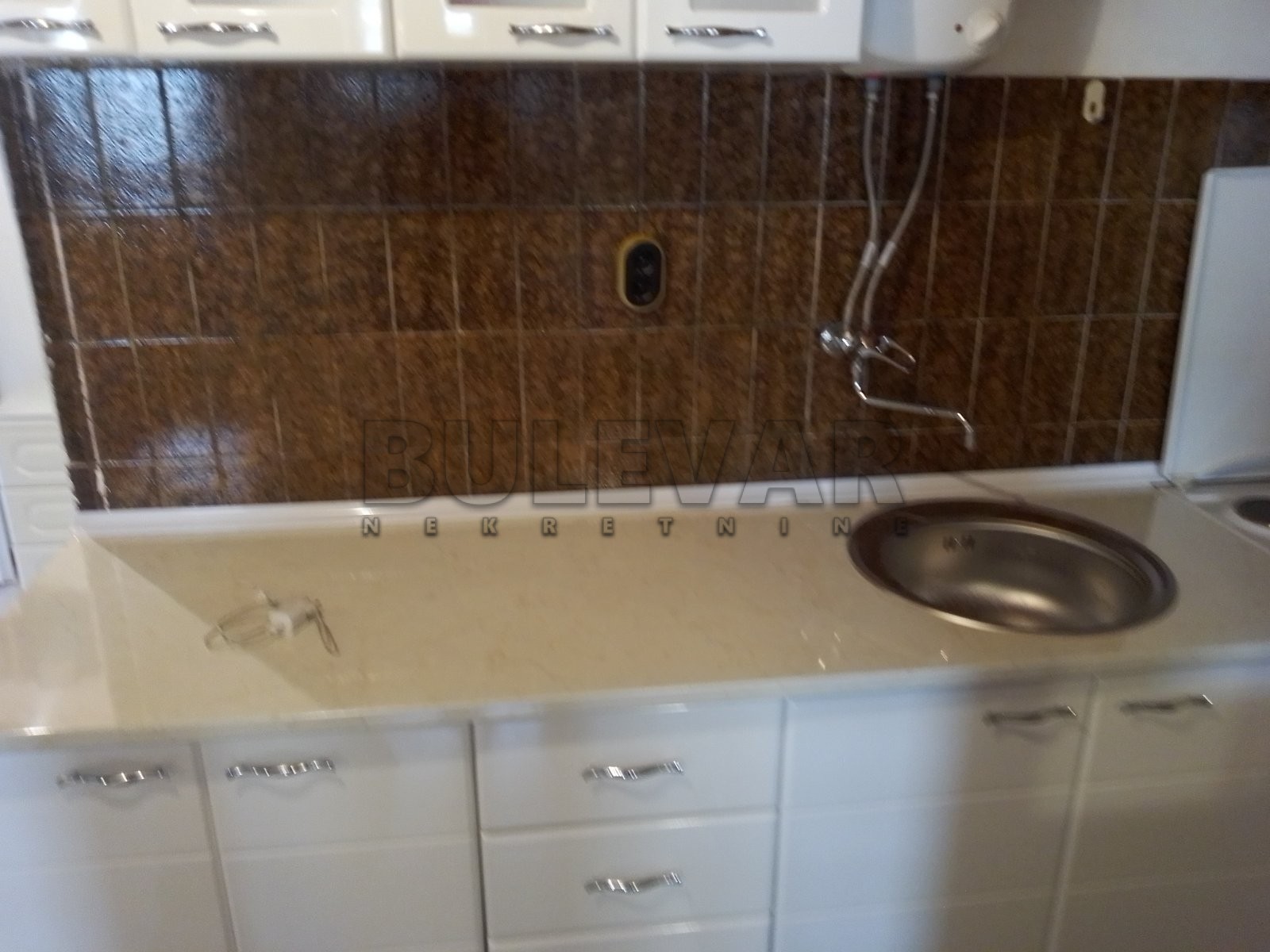 Dvosoban stan, 61 m2, Dom zdravlja, Vojvode Mišića ID: i-06395 5