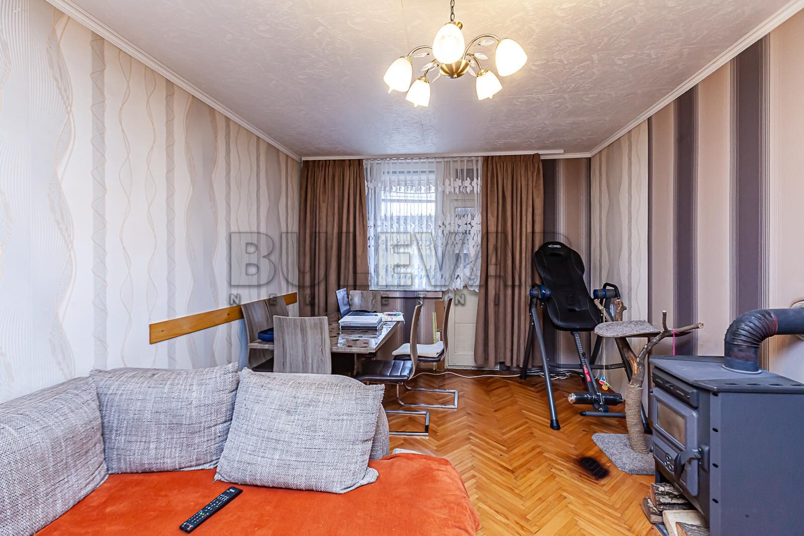 Dvosoban stan, 67 m2, Centar, Generala Milojka Lešjanina ID: p-010836 4