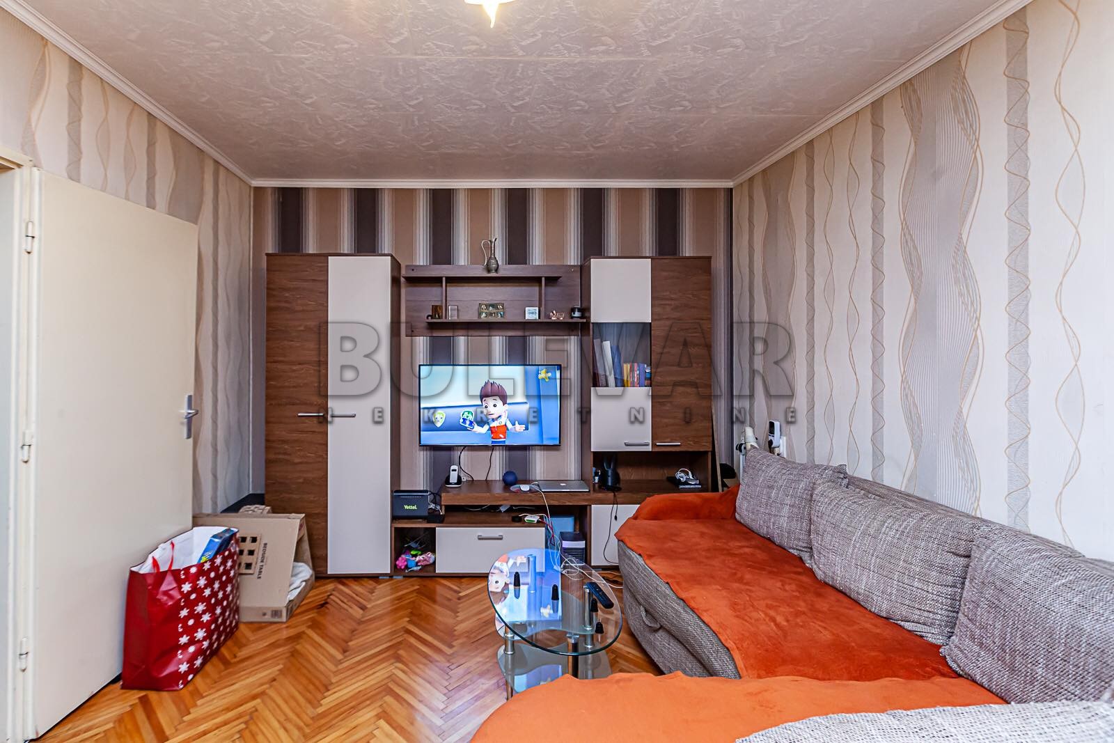 Dvosoban stan, 67 m2, Centar, Generala Milojka Lešjanina ID: p-010836 5