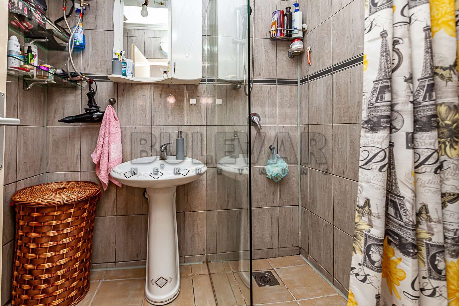 Dvosoban stan, 67 m2, Centar, Generala Milojka Lešjanina ID: p-010836 8