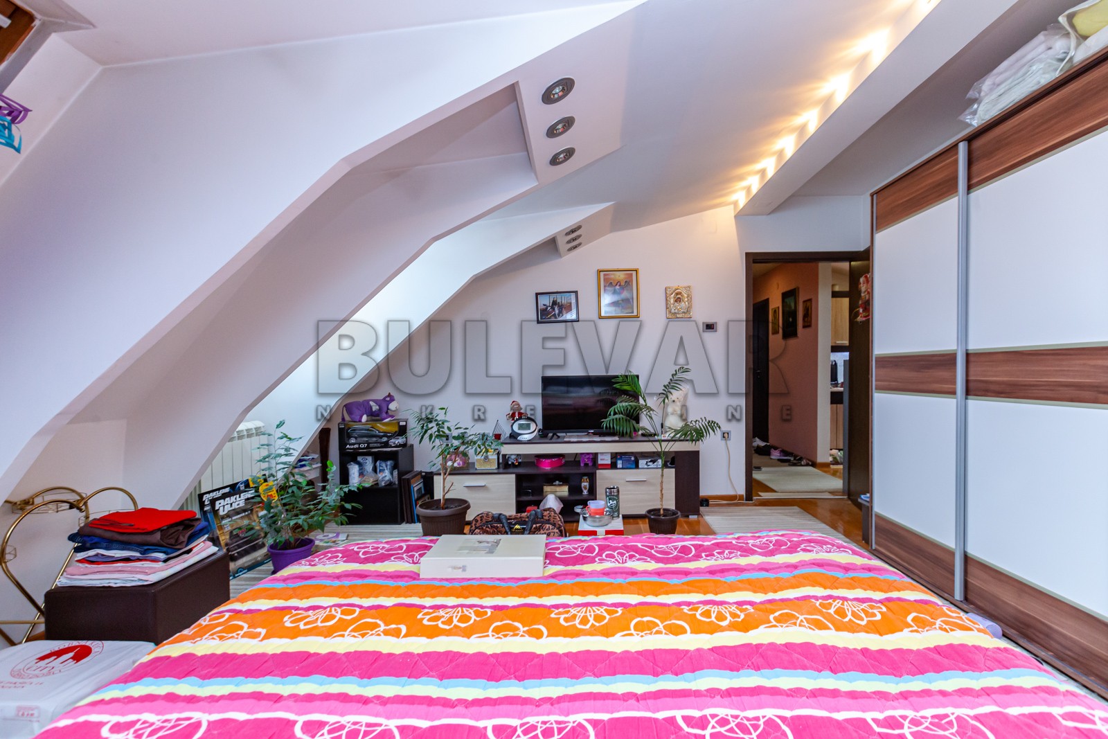 Dvosoban stan, 80 m2, Centar, Obilićev venac ID: p-06804 11