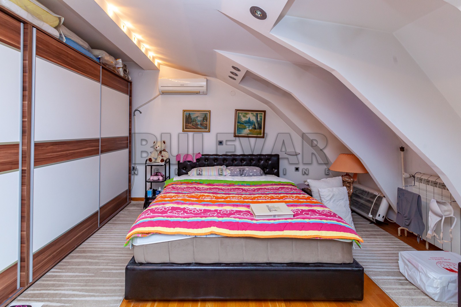 Dvosoban stan, 80 m2, Centar, Obilićev venac ID: p-06804 9